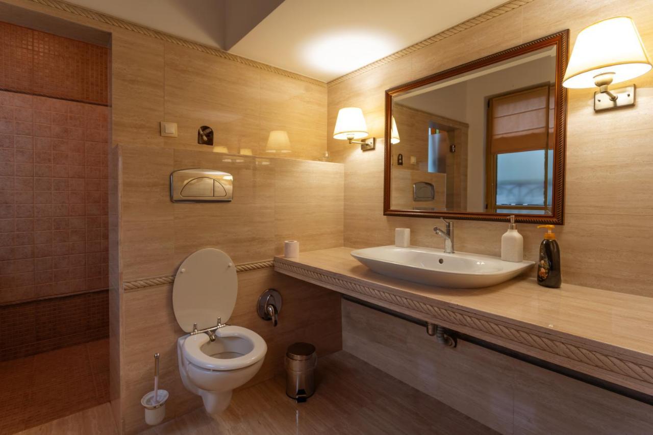 Luxury Private House In City Center Veliko Tarnovo Eksteriør billede